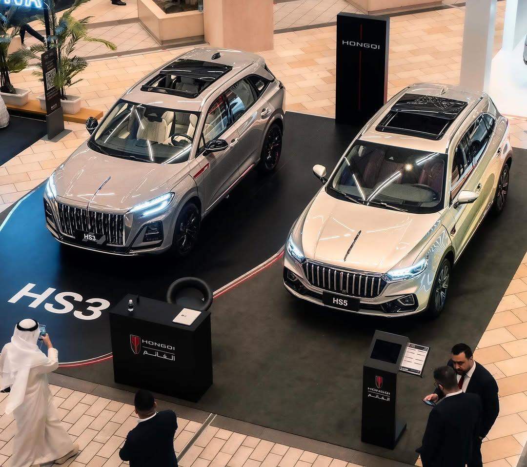 HongQi Alghanim Showcases Luxury at Kuwait Car Bazaar